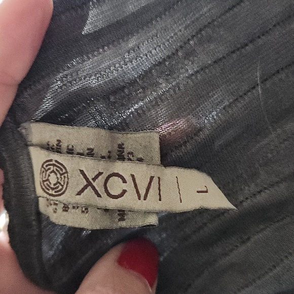 XCVI Gray Asymmetrical Trella Cold Shoulder Ribbed Knit Lagenlook Dress Size L - Picture 9 of 9